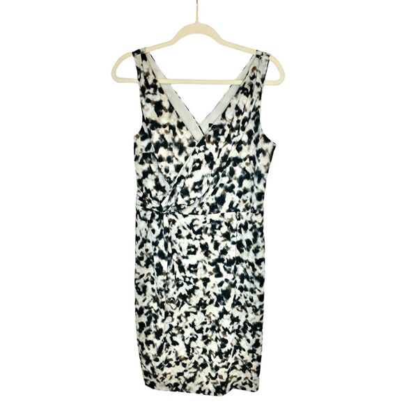 Ann Taylor Dresses & Skirts - Ann Taylor Sleeveless Surplice Neckline Leopard Print Dress Size 10‎ NWT Wrap